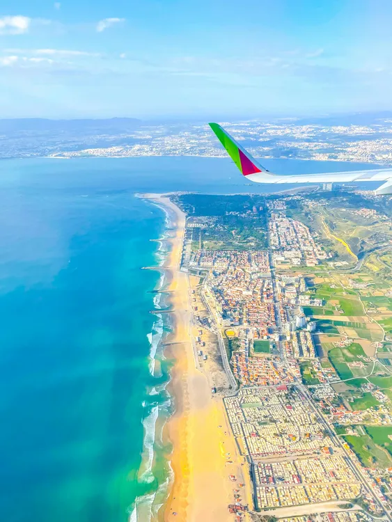 pexels-connecting-flights-guide-262045412-12716670